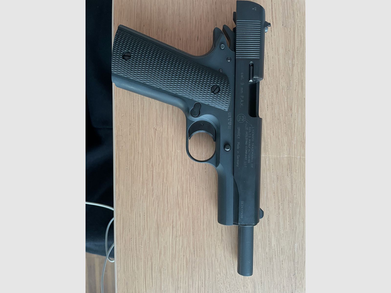 Colt Schreckschuss Pistole Government 1911 A1