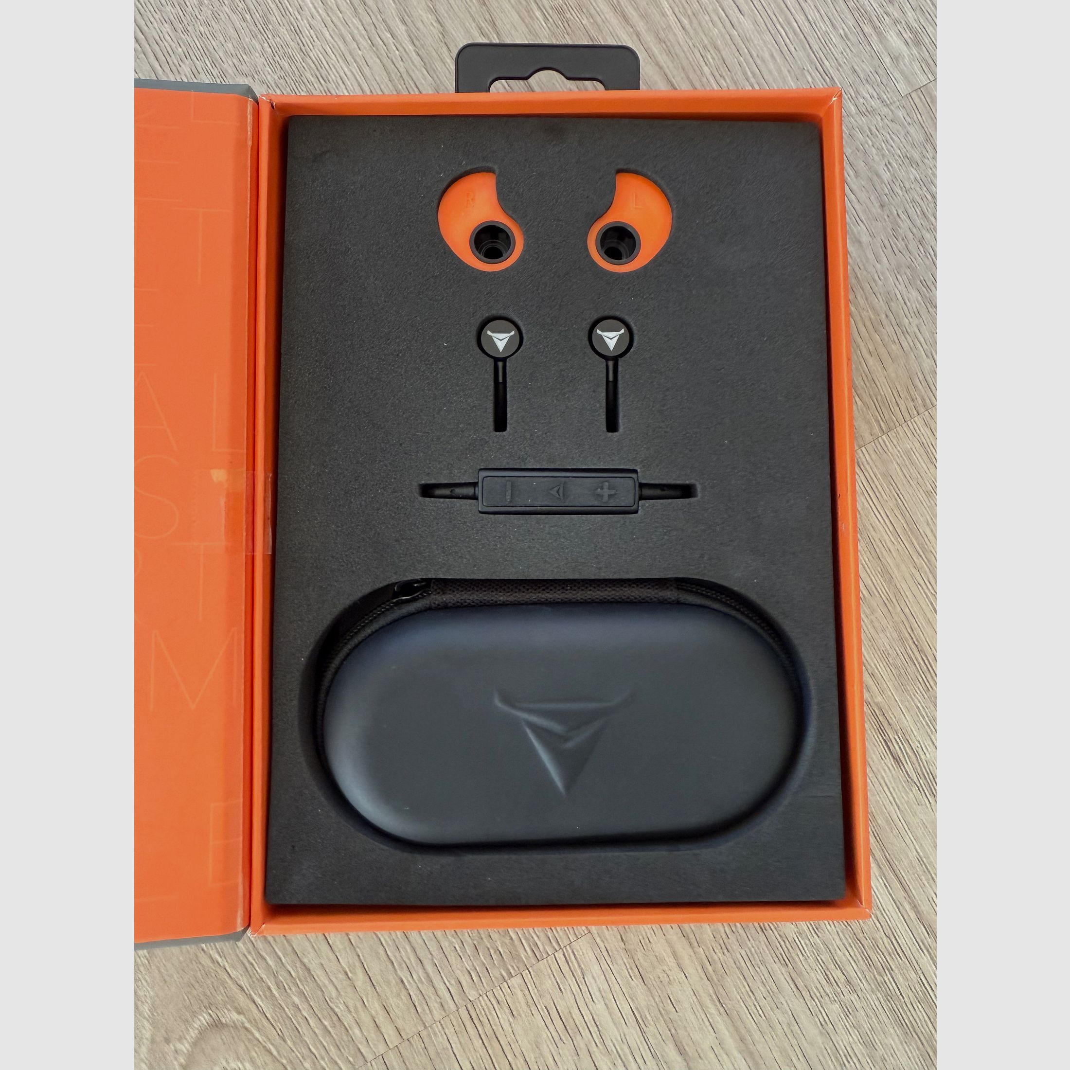 Gehörschutz elektronisch DECIBULLZ Wireless Orange anpassbar