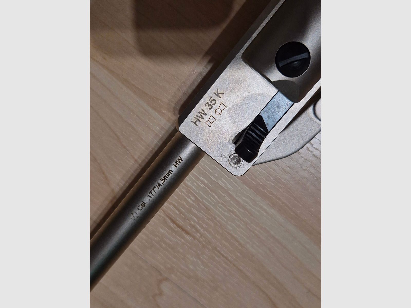 Luftgewehr Weihrauch HW 35K + 4×32 Zielfernrohr + Schalldämpfer + 2000 Diabolos