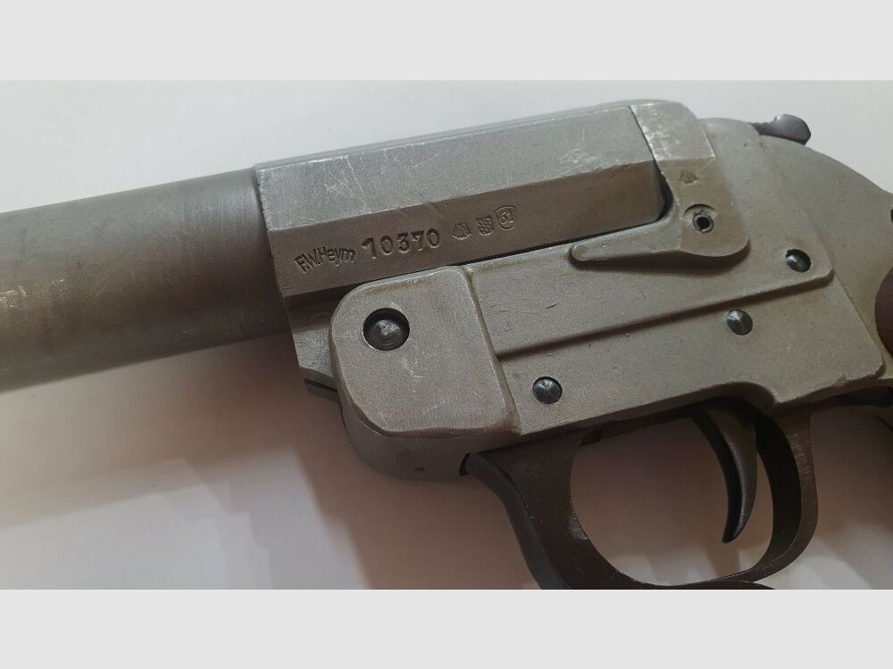 F.W.Heym Signal Pistol W.F.Heym Type 4