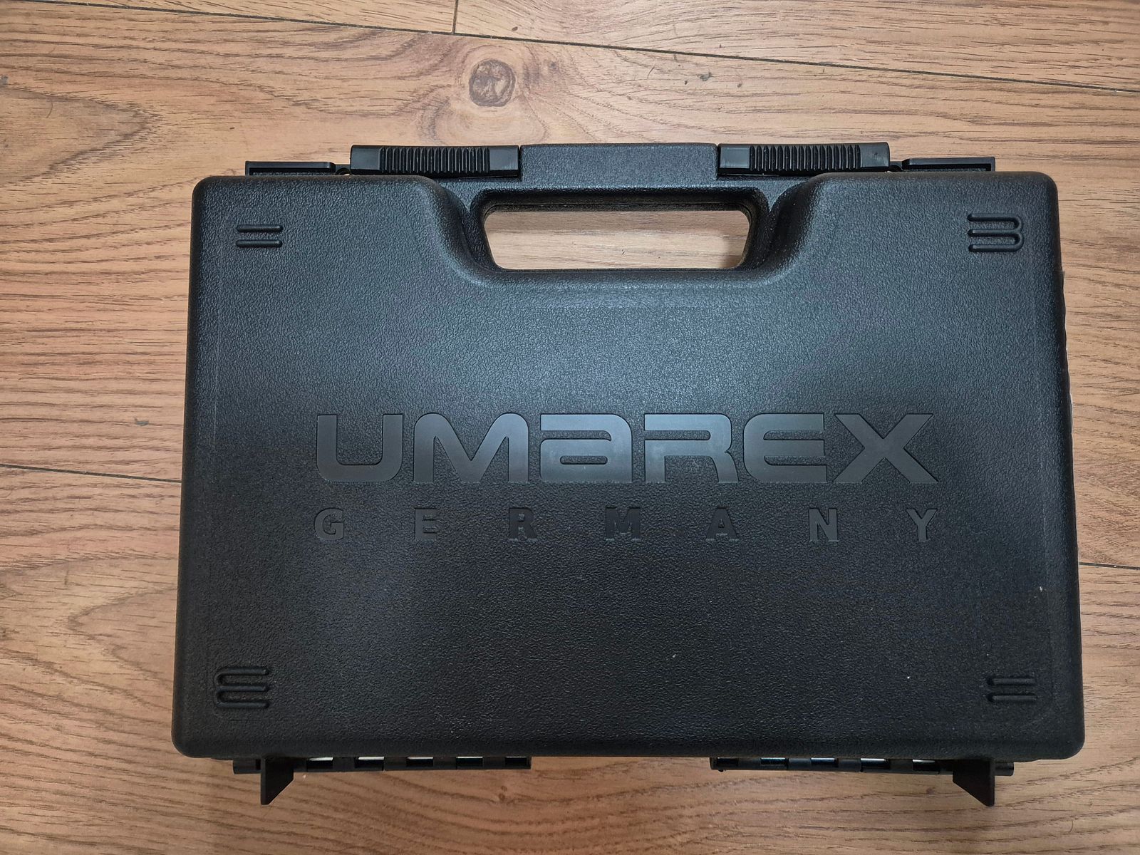 Walther P99 9mm blank gun with holster NEVER USED