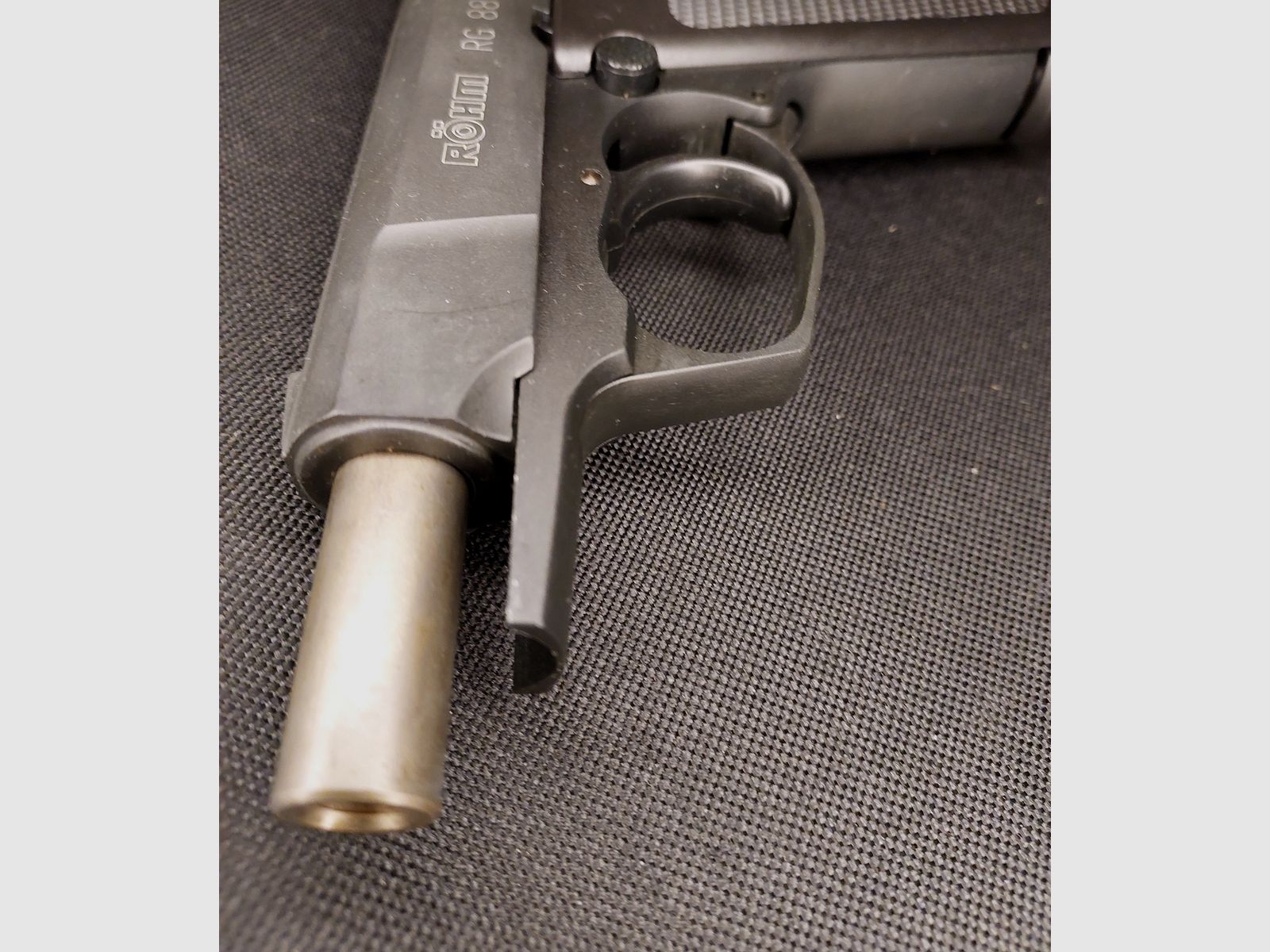 Pistola de alarma Röhm RG88 niquelada (PTB 670) RG 88 en muy buen estado!