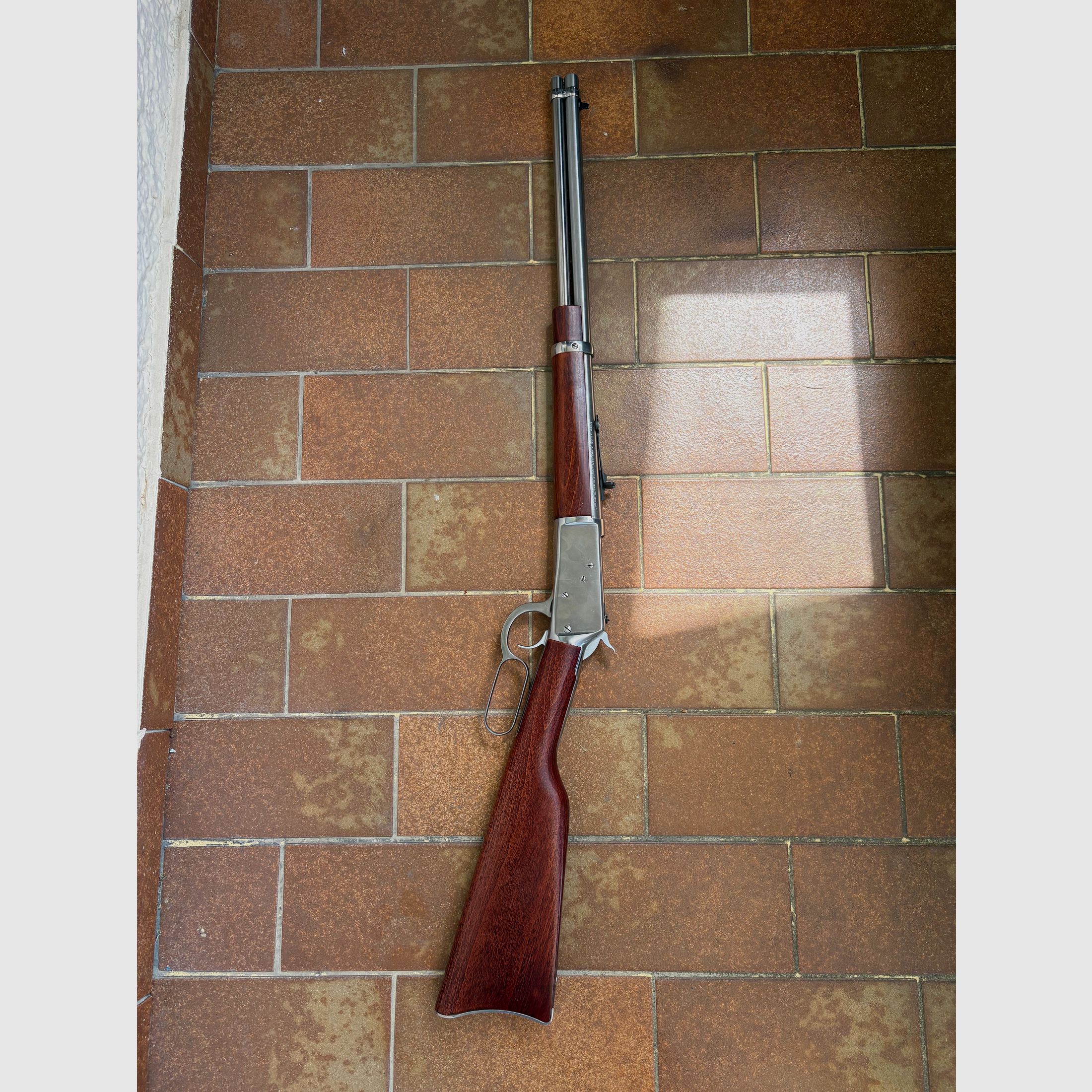 Rossi R92 Stainless 20" .357 Mag / .38 Special – estado como nuevo