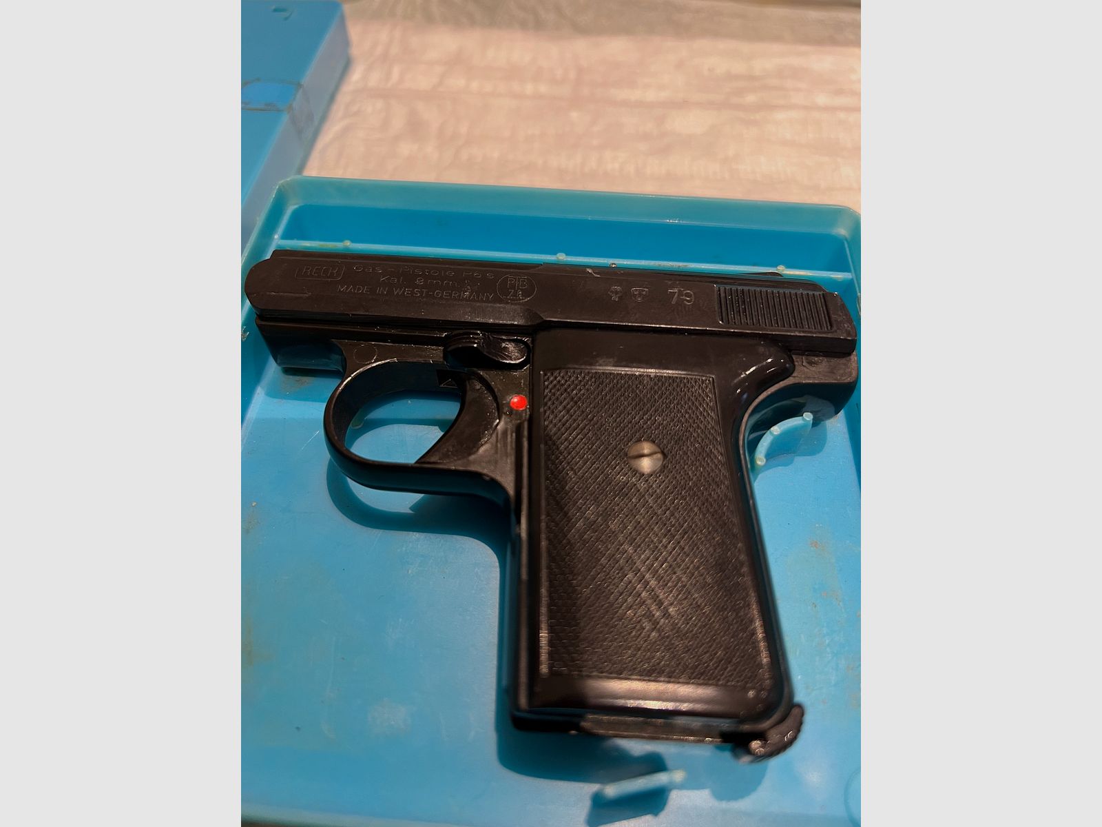 Reck P6 8mm Schreckschusspistole