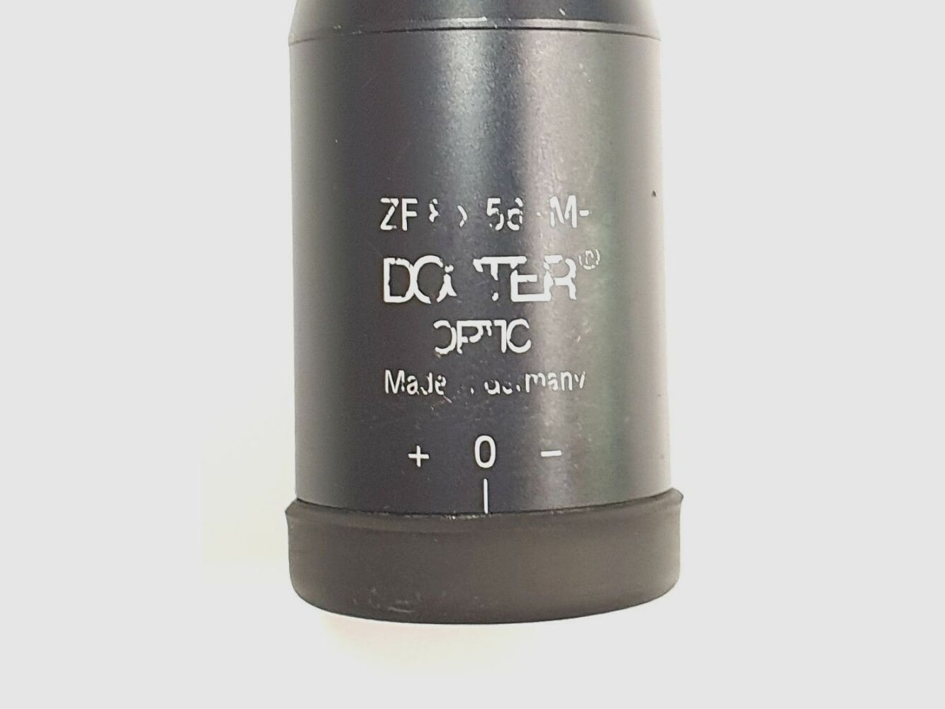 Docter Optic 8x56 riflescope, 8 times magnification and 56mm objective diameter with red dot