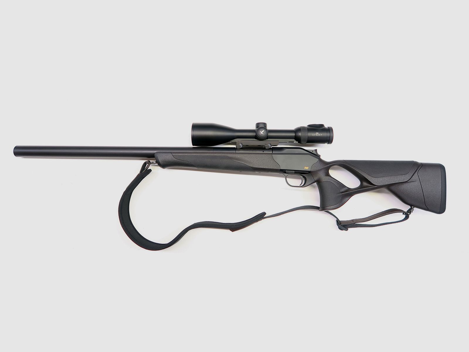 Blaser R8 Ultimate Silence 308Win 47cm +Swa Z8i 2,3-18x56