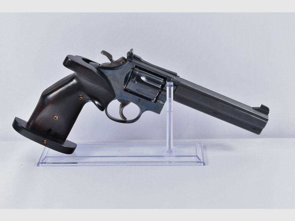 Smith & Wesson 14-2
