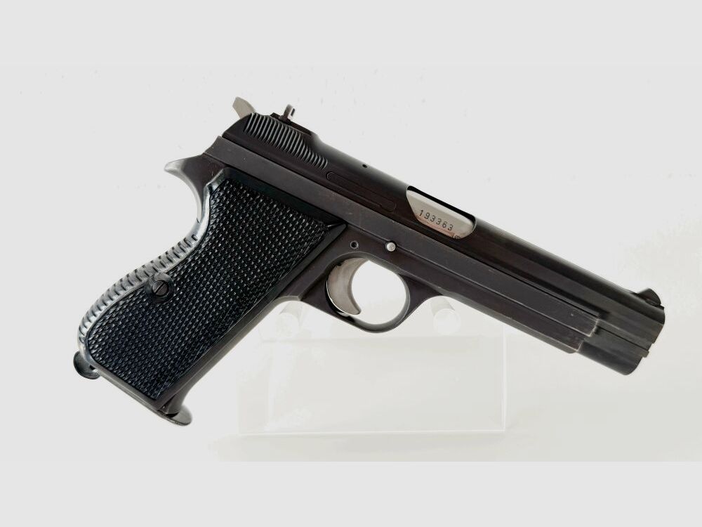 SIG P 210 Serie 4 con 2° caricatore numero corrispondente Svizzera 9mm Luger, immagine 2 di 5