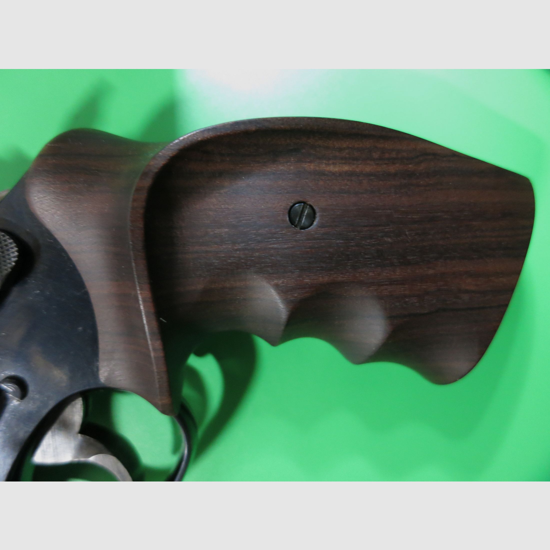 Revolver SMITH & WESSON Modell 586-4, Target Champion 6", Kal. 38/357 Mag, Royal Blue   #97