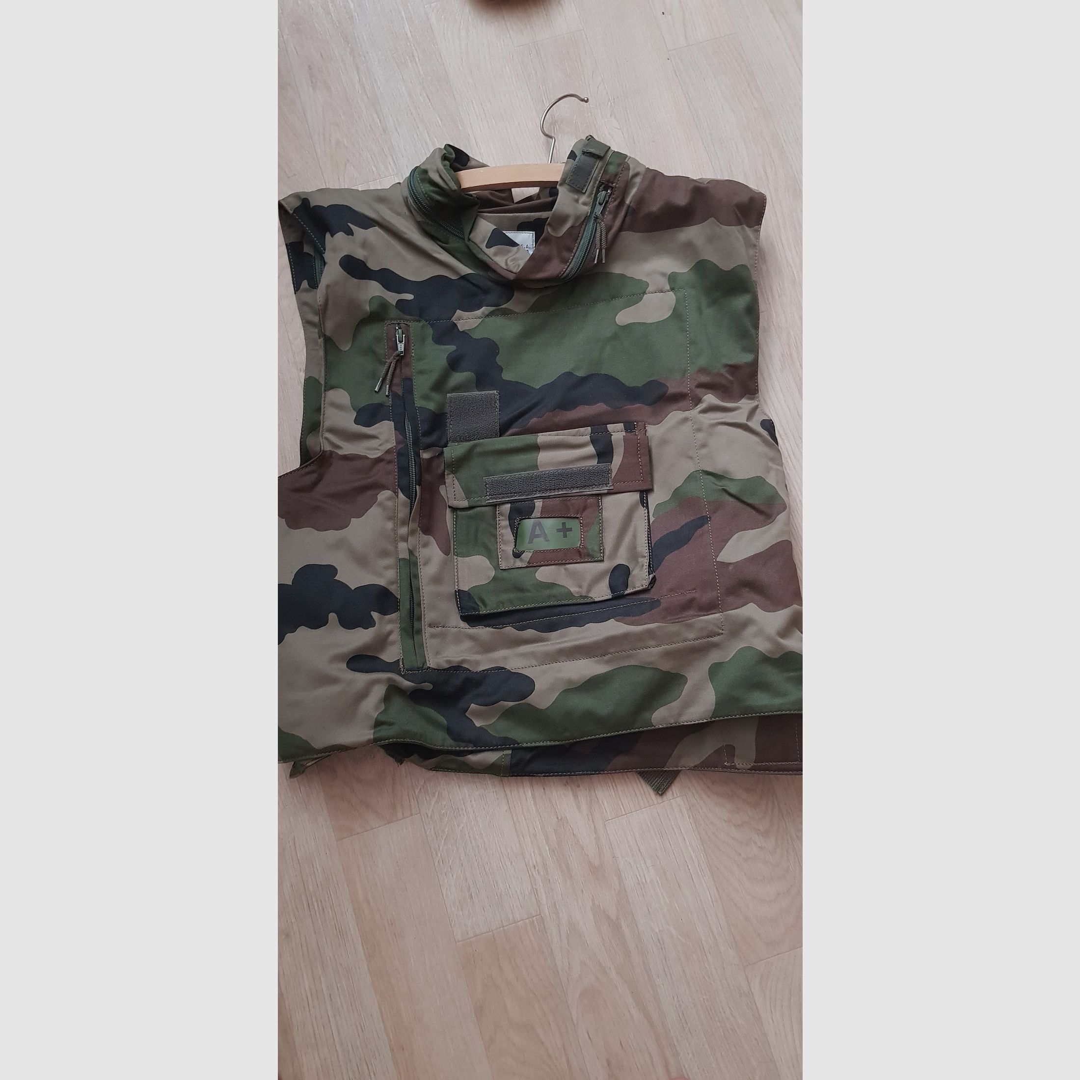 Gilet de combat original de la Légion étrangère