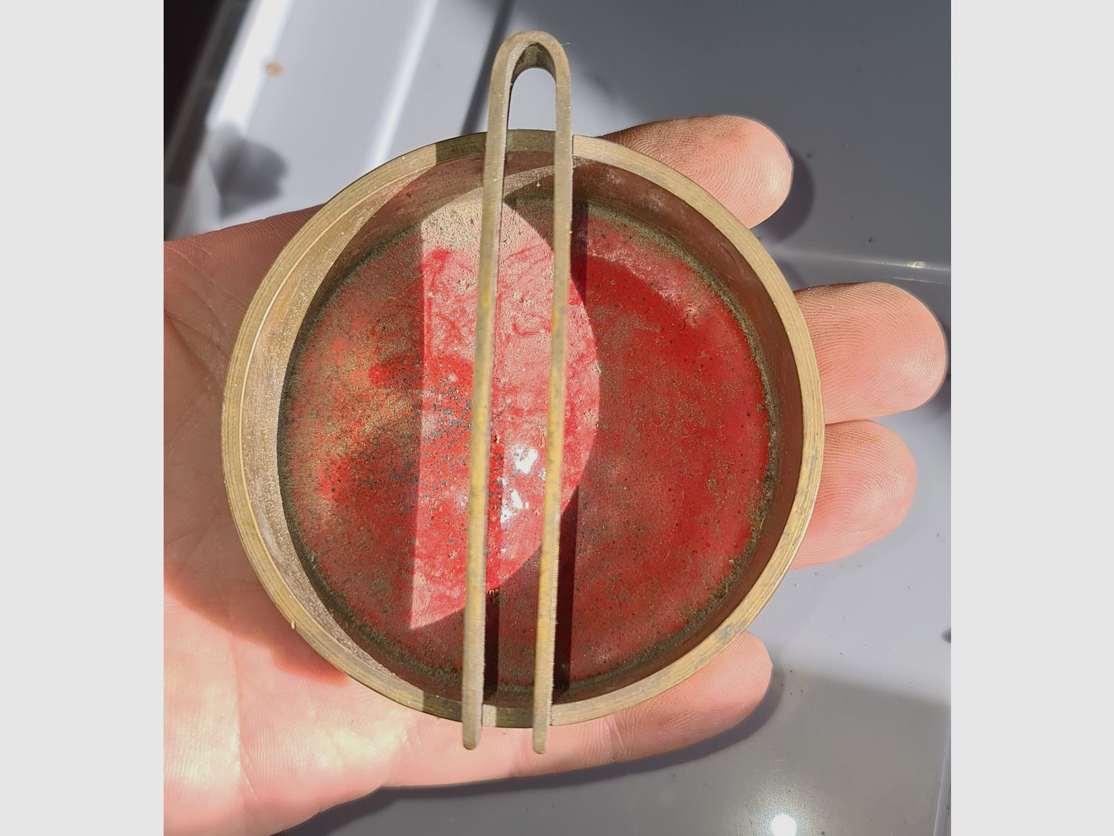 SEVERAL DECORATIVE ITEMS FROM THE WEHRMACHT ERA 1939 - 1945 / ASHTRAY, MEDAL, LAPEL PIN, PIN, STAMPING IRON, STAMP, GRENADE, SHELL, FLACK, SHELL, CARTRIDGE, SS, HJ, SA, WAR, METAL,