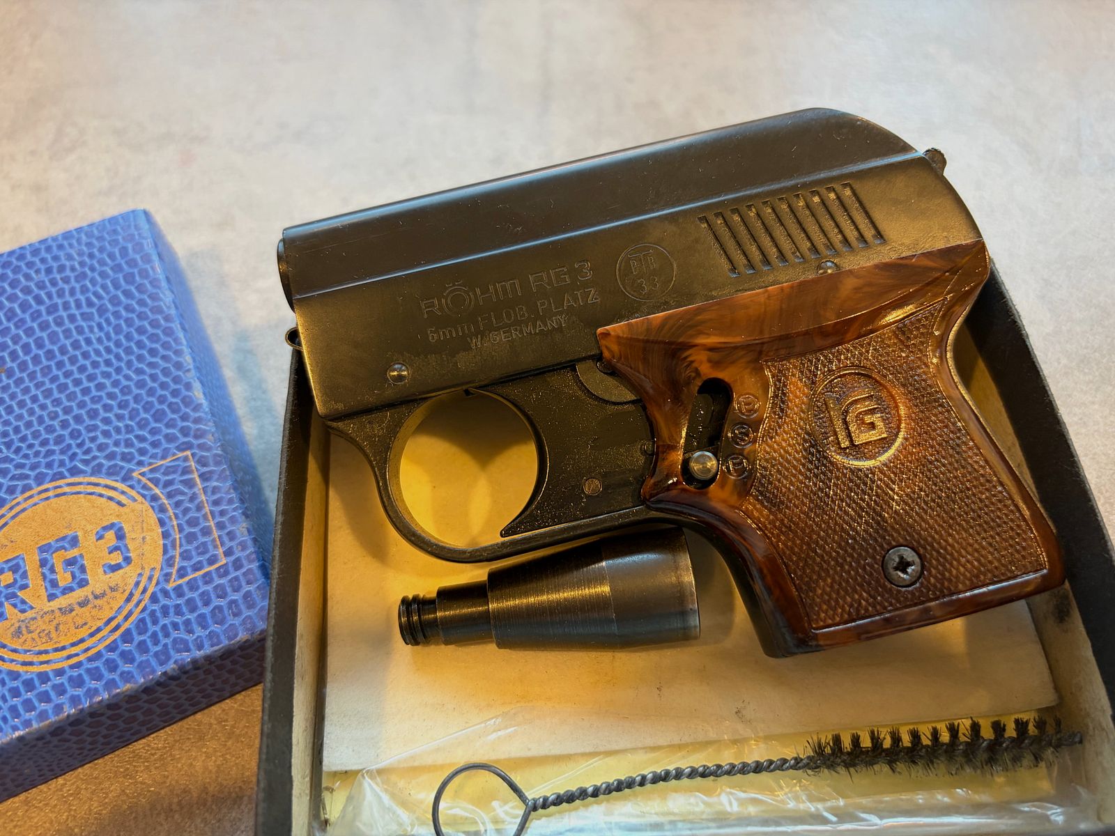 Very well preserved Röhm RG3 in original packaging