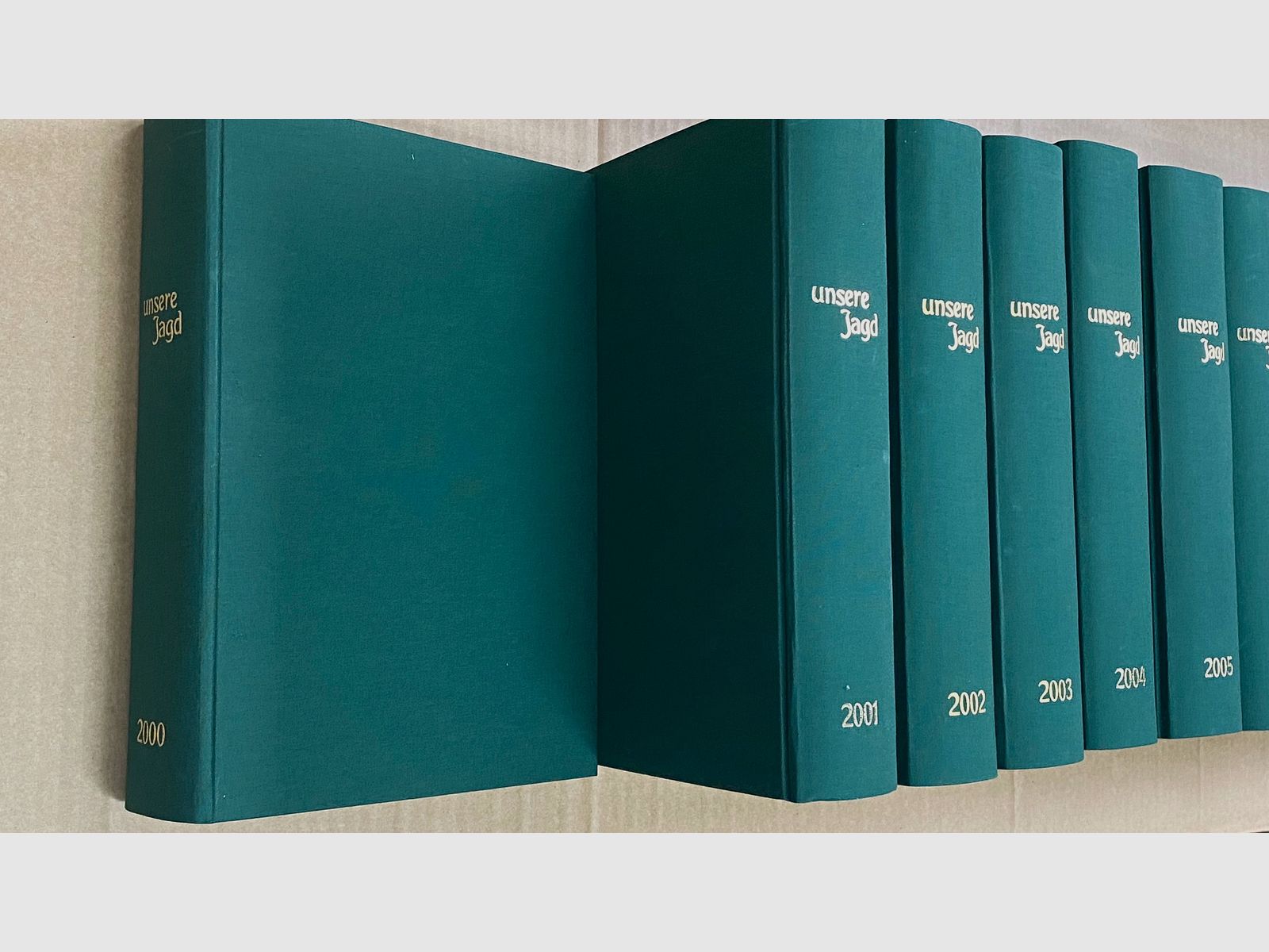 Zeitschrift "Unsere Jagd"  von 1956 bis 2020, einmalige Sammlung für Liebhaber, 65 Jahresausgaben,    Ausgaben von 1956 bis 2015 gebunden,  Jagdzimmer, Jagdbücher