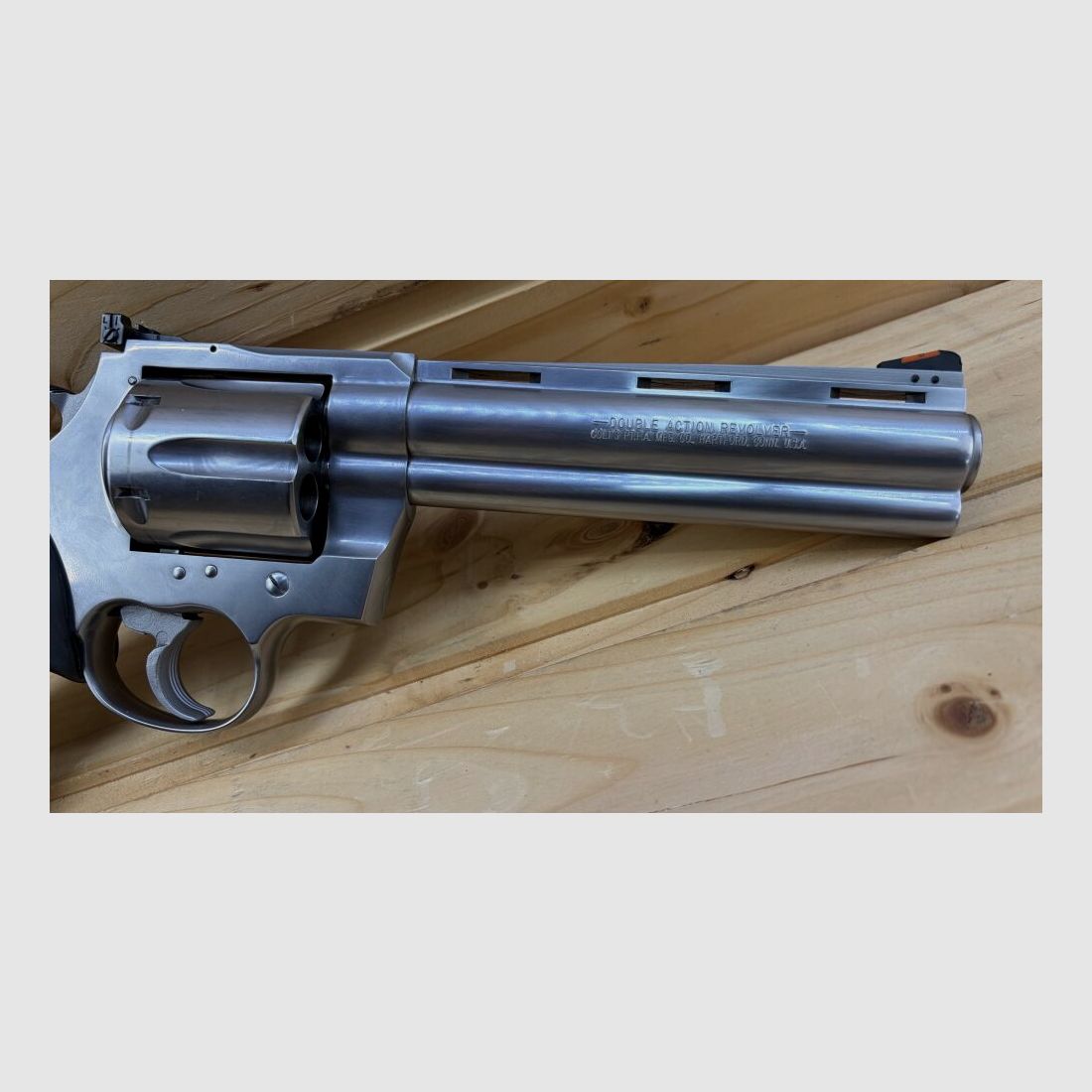 Colt Anaconda .44 Magnum Revolver, Barrel Length: 6" .44RemMag