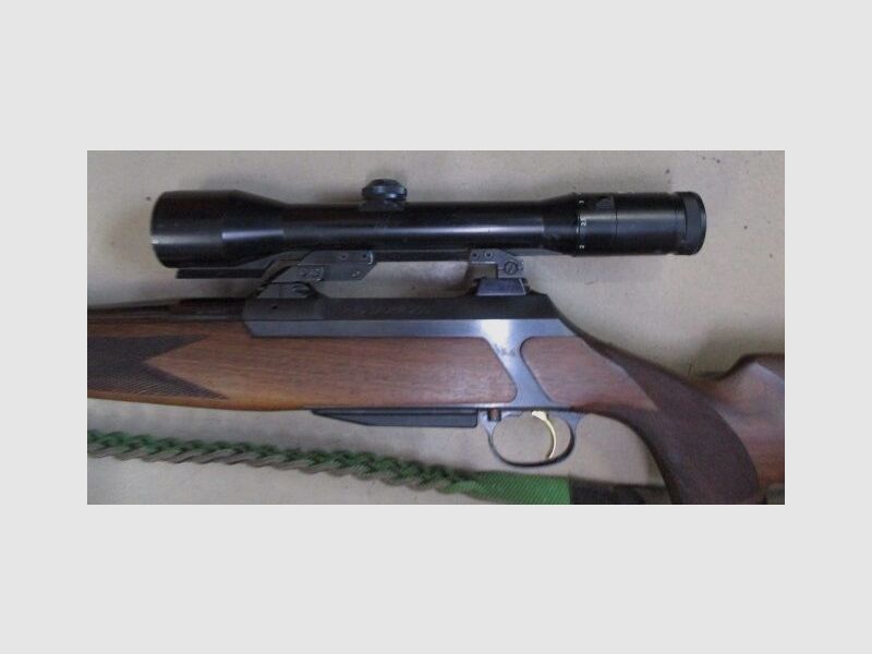 Repeater rifle Sauer & Sohn Mod. 200 8x68 S with Zeiss 1.5-6x42 and case 200