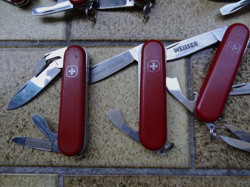 Konvolut Schweizer Messer Victorinox Wenger