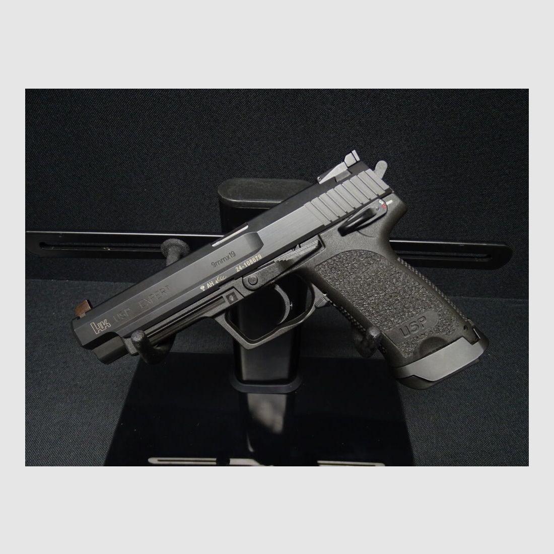 Heckler & Koch USP Expert, Bild 1 von 4
