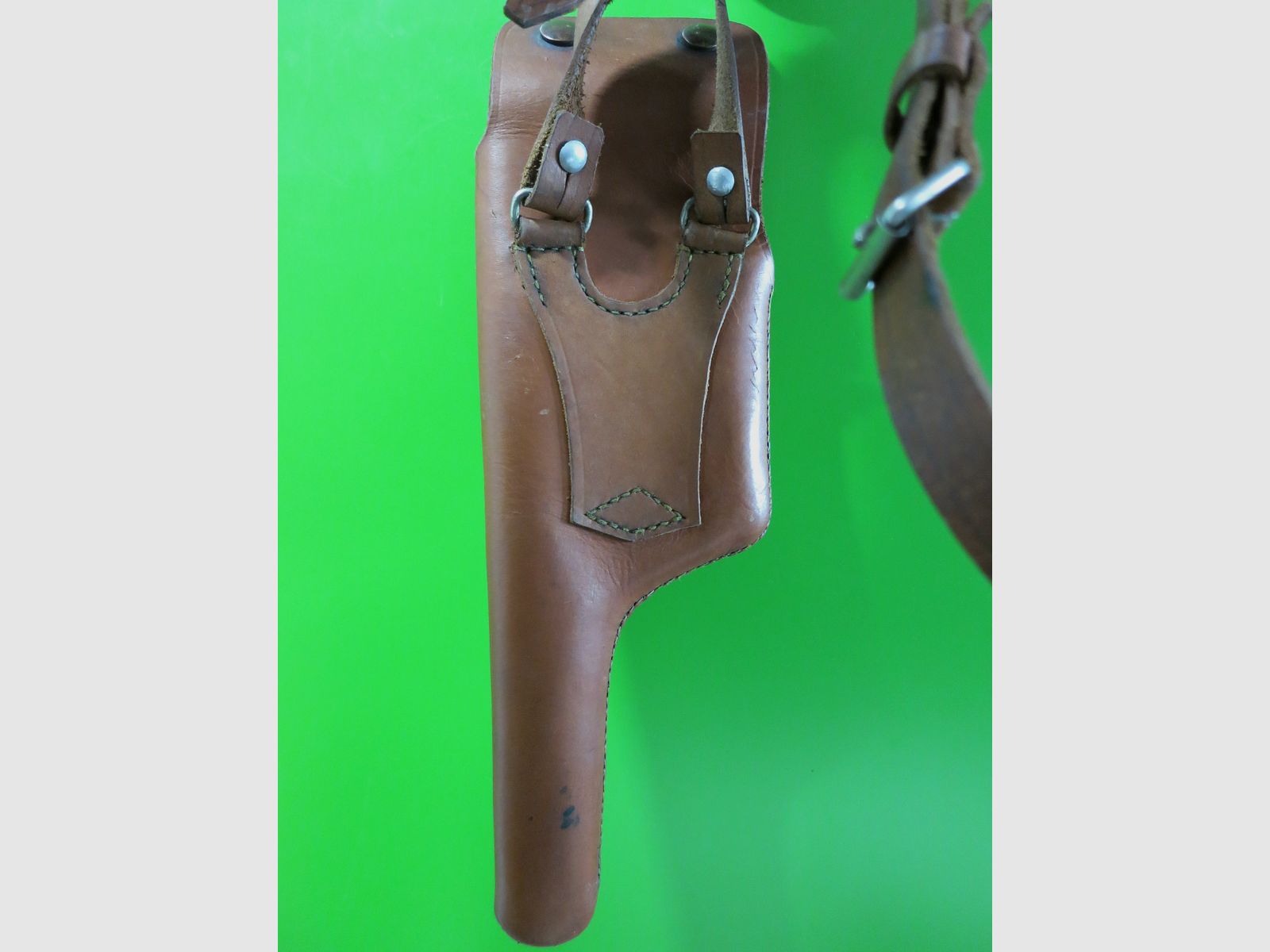 Mauser C96 + M712, Broomhandle, Schulterholster mit Riemen