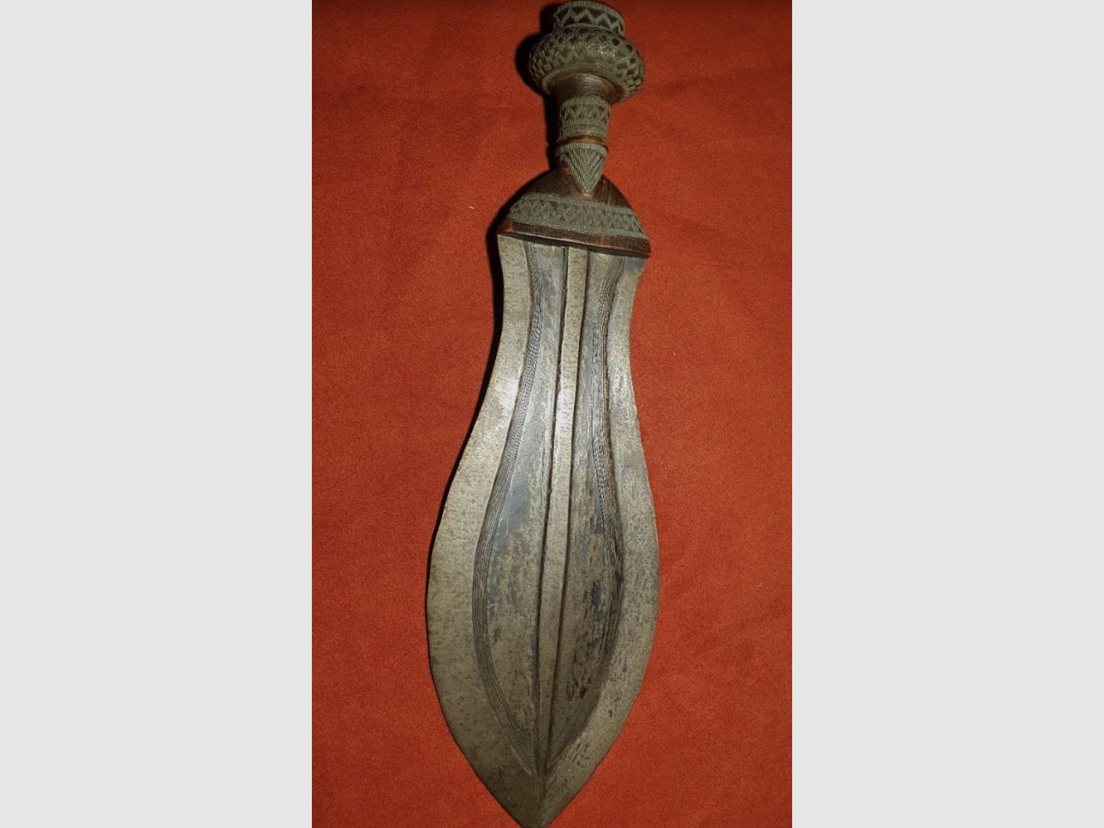 Bushono Ikula, épée de cérémonie Kurz/Zeremonienschwert Congo belge