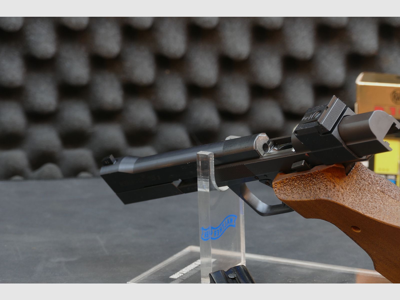 Hämmerli Pistole Mod. 215S, 215 S, Kal. .22long rifle, späte Ausführung (eckige Abzugsbügel, einstellbarer Abzug!)