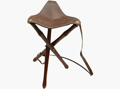 Akah Klassischer Dreibeinsitz ohne Aluteller |