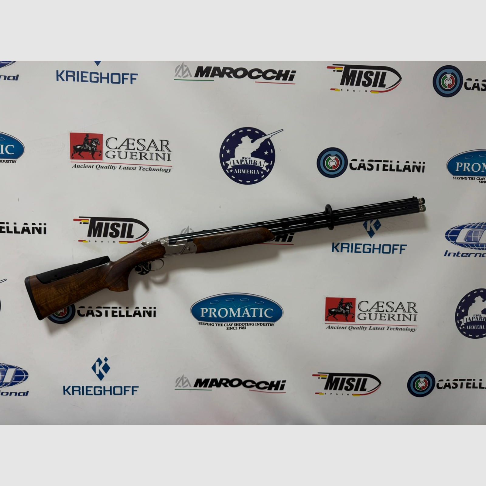 używana strzelba typu over-and-under Beretta 694 Sporting C/ 12, zdjęcie 1 z 3