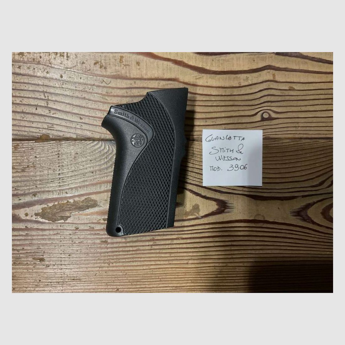 Griffschalen Smith & Wesson