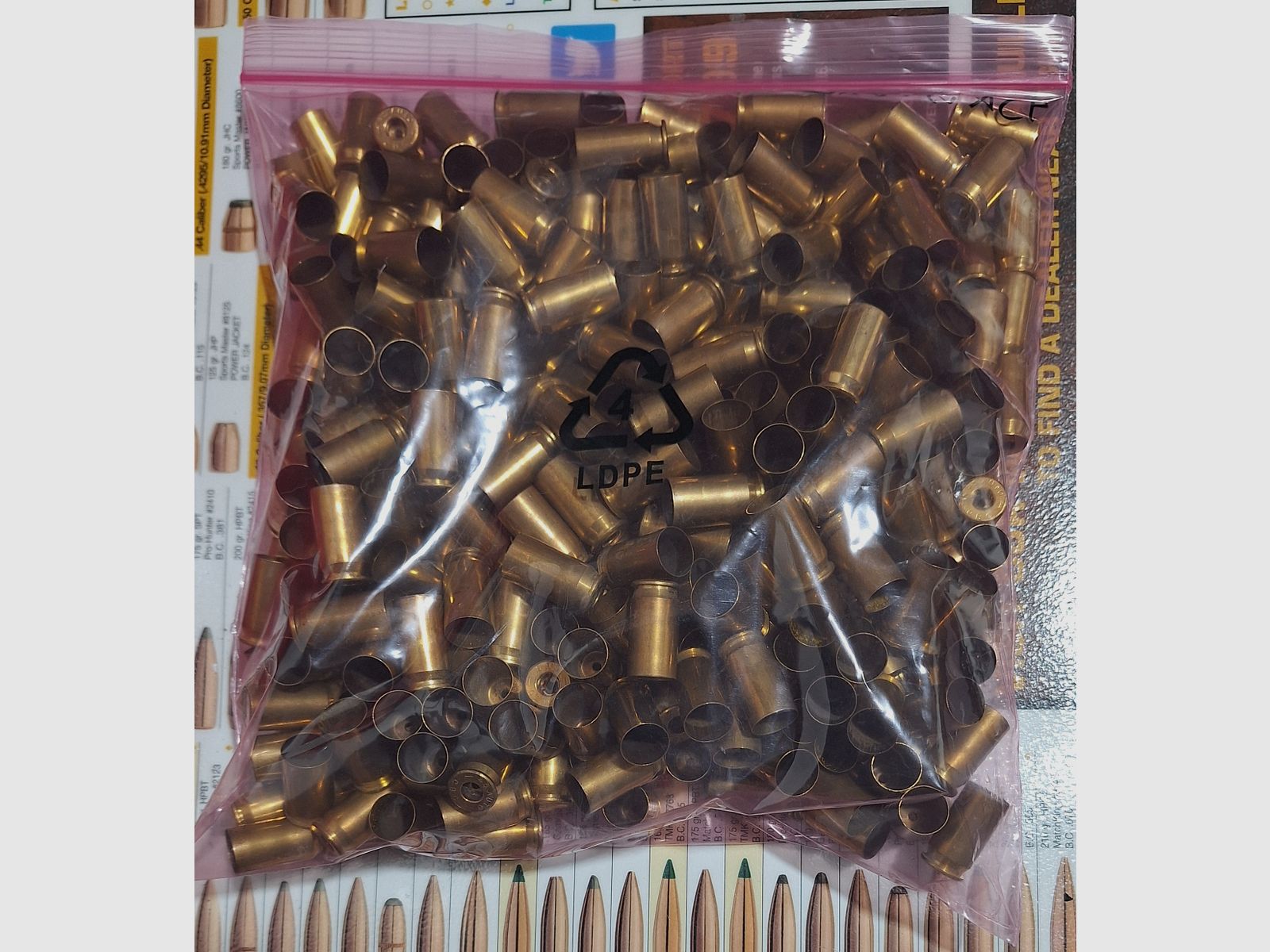 Konvolut 300 Hülsen .45 ACP 1 x abgeschossen