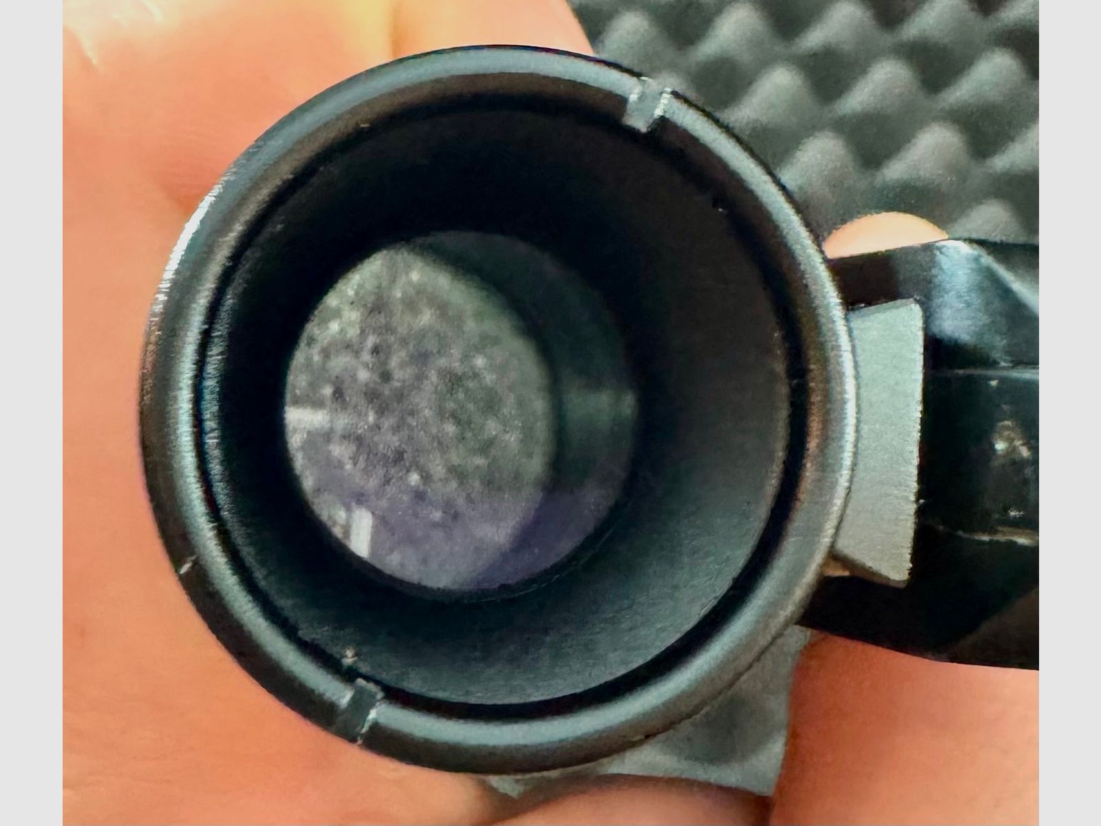 Schmidt & Bender 1,25-4 x20, retícula 4 en 1. Plano de imagen, riel exterior