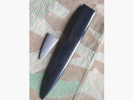 Black dagger sheath for a service dagger
