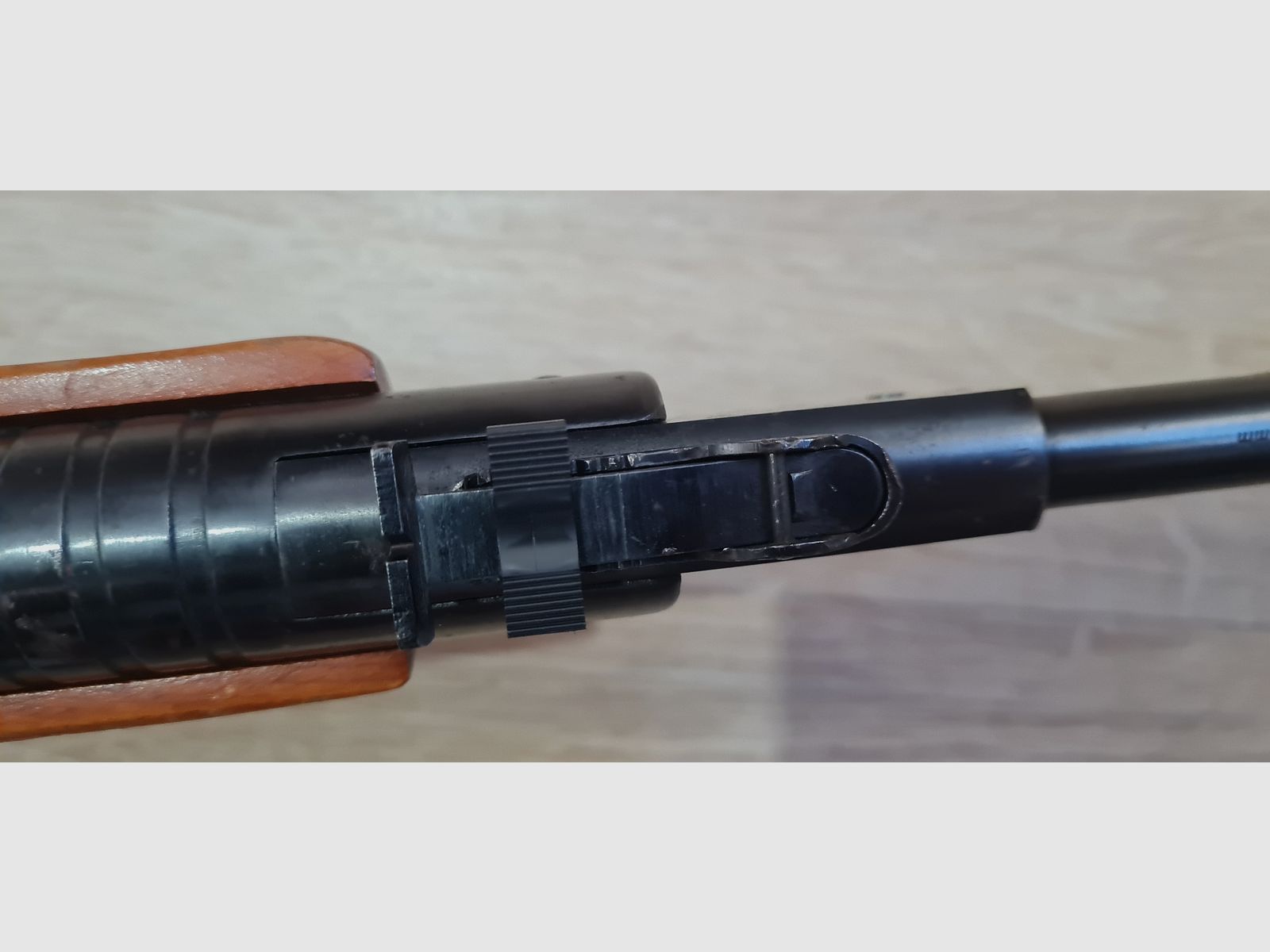 Fusil à air comprimé Hänel Mod  303