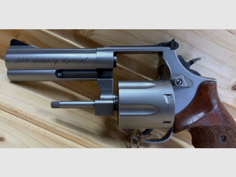 Smith & Wesson Revolver 686-5 Security Special .357Mag .357Mag