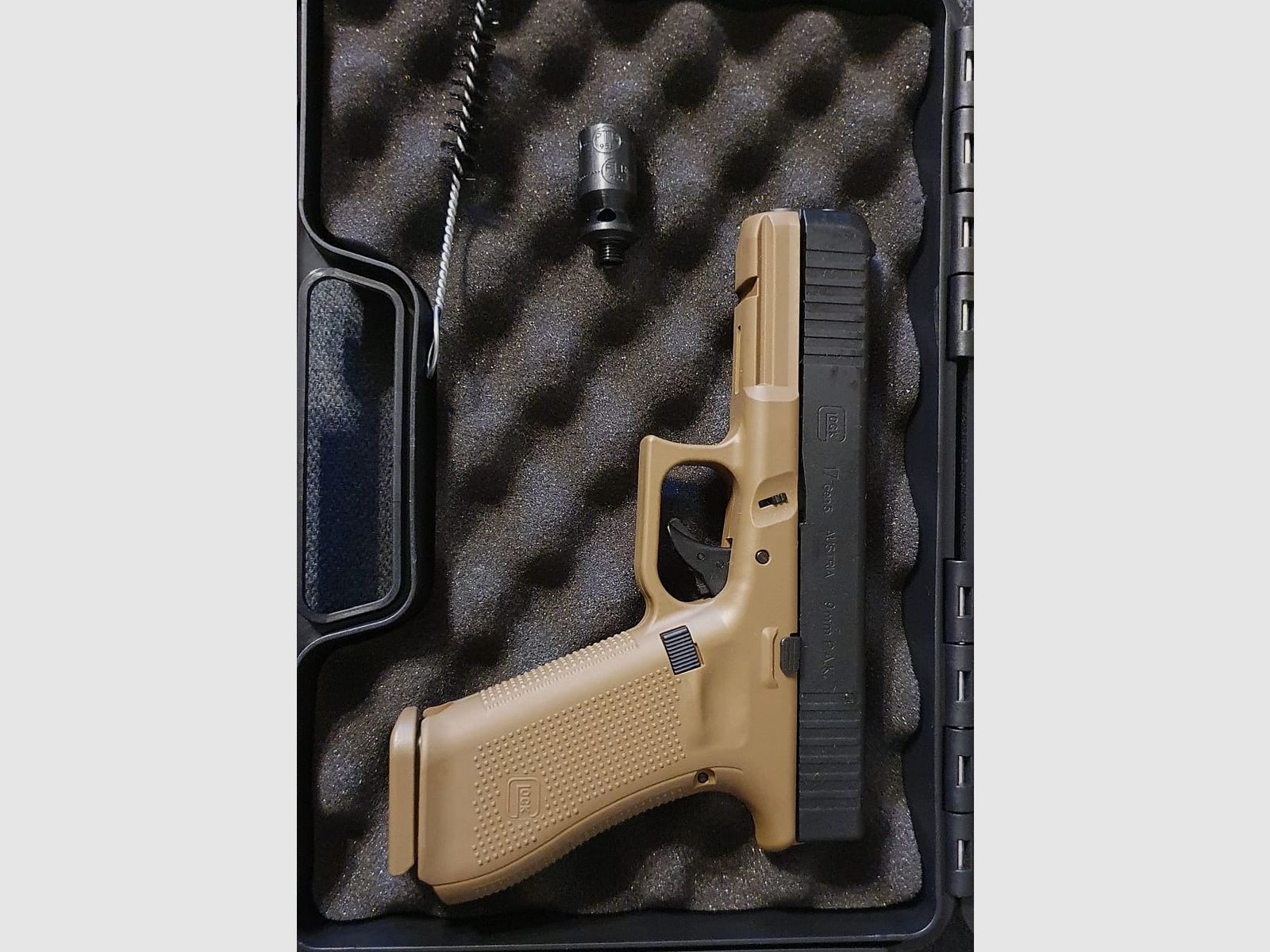 Glock 17 Coyote 9mm Schreckschuss / Gaspistole 