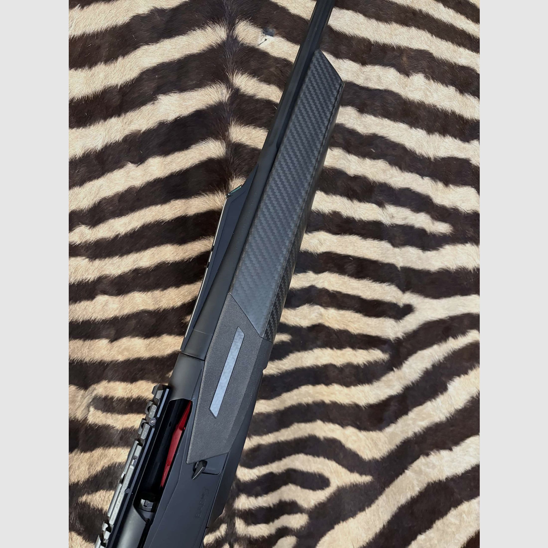 Browning Bar MK3 FBT Büchse Kal.300wm – ca.56cm – Zielfernrohr – Rotpunktvisier – Waffenkoffer, Bild 10 von 12