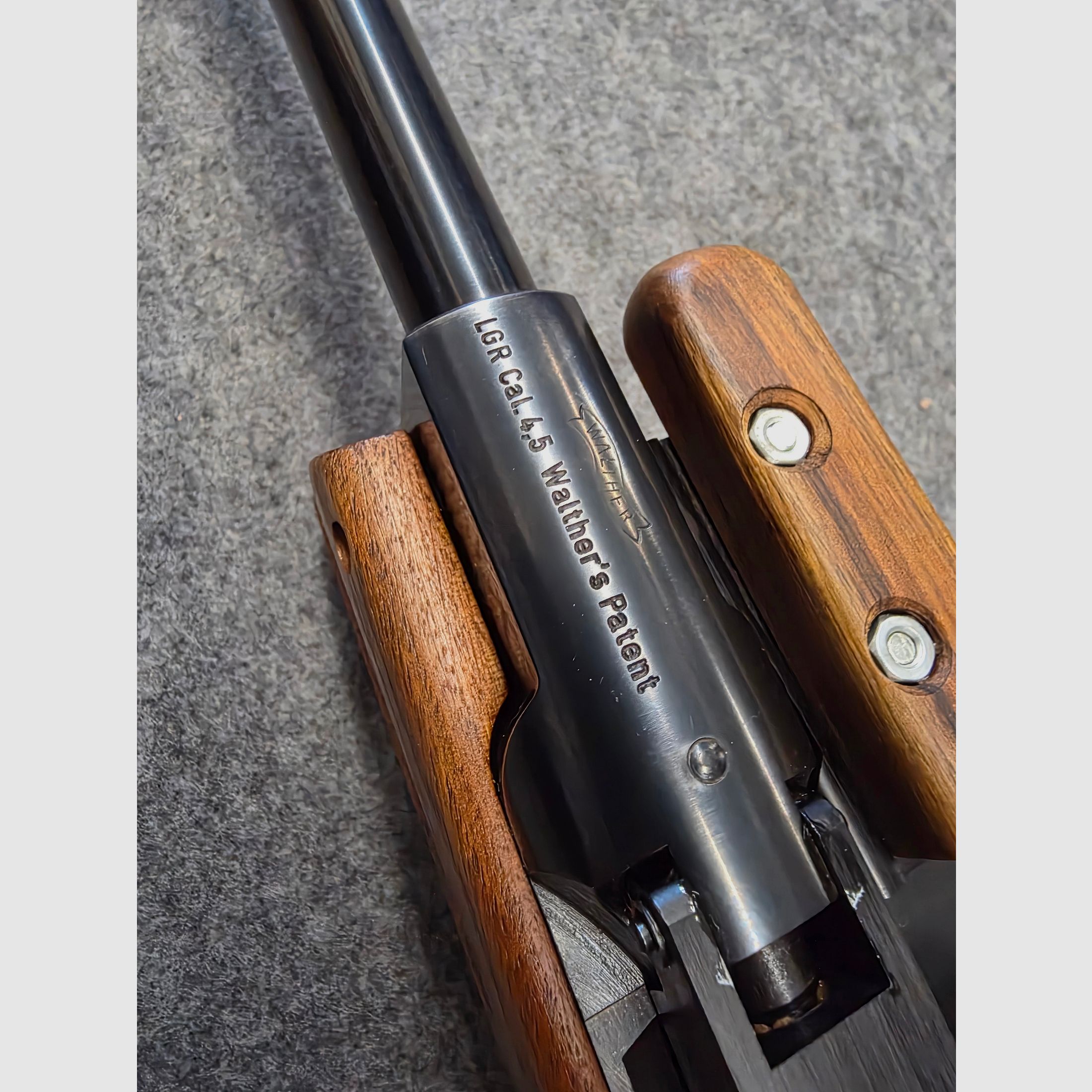 Match Luftgewehr Seitenspanner Walther LGR  sehr selten im tollen Zustand, kaum benutzt.