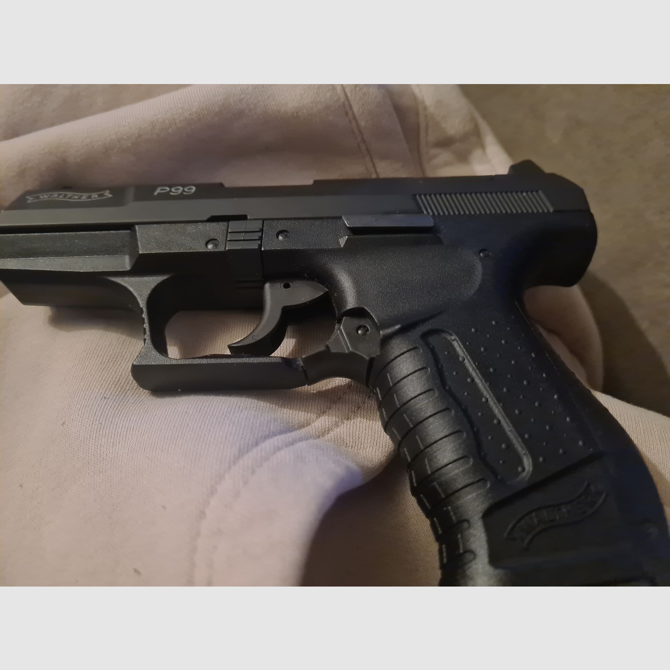 P99 Schreckschuss 9mm P.A.K