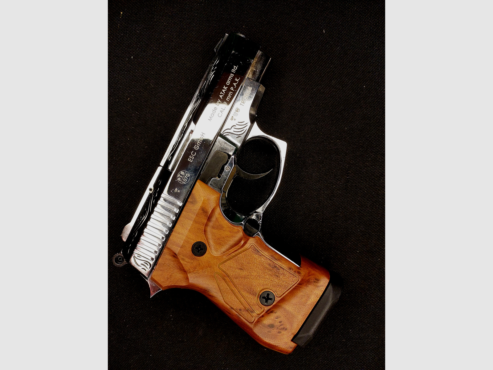 Zoraki 914-P blank firing pistol 9mm P.A.K. chrome engraved wood look (PTB 1070) - 914 as good as new!