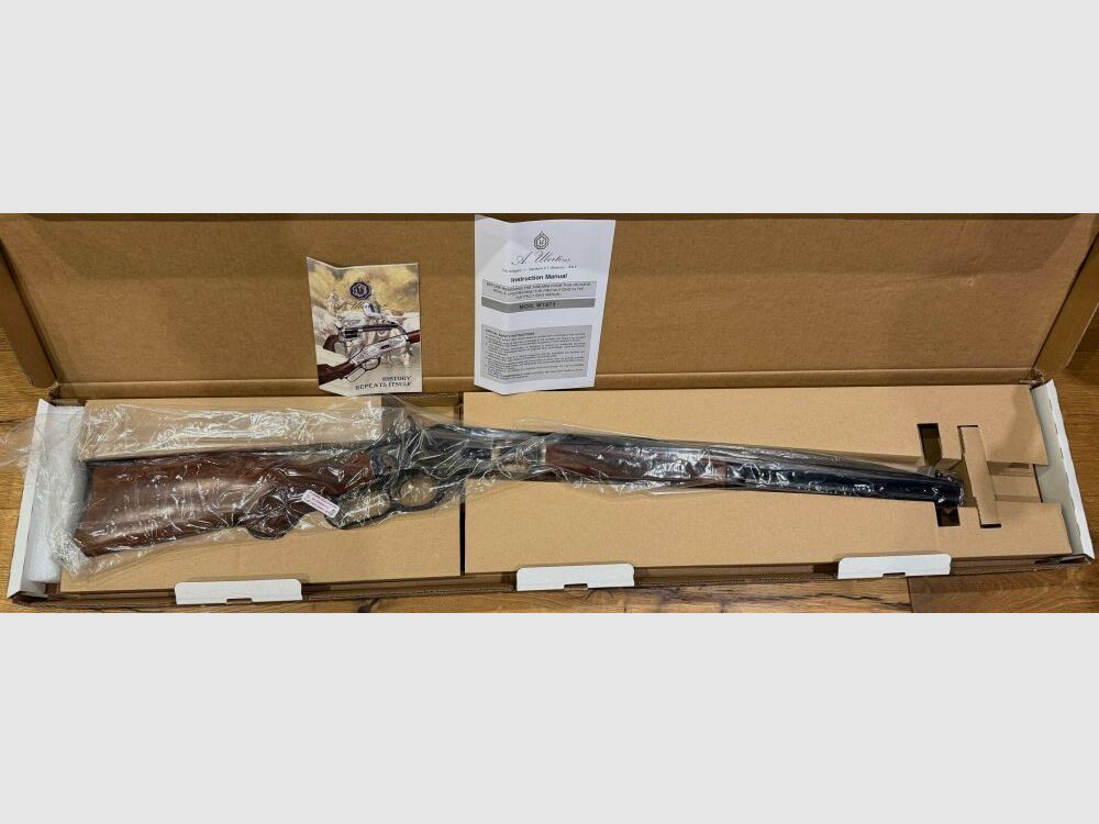 Uberti 1873 Sporting Rifle 20 inches - Half Octagon !