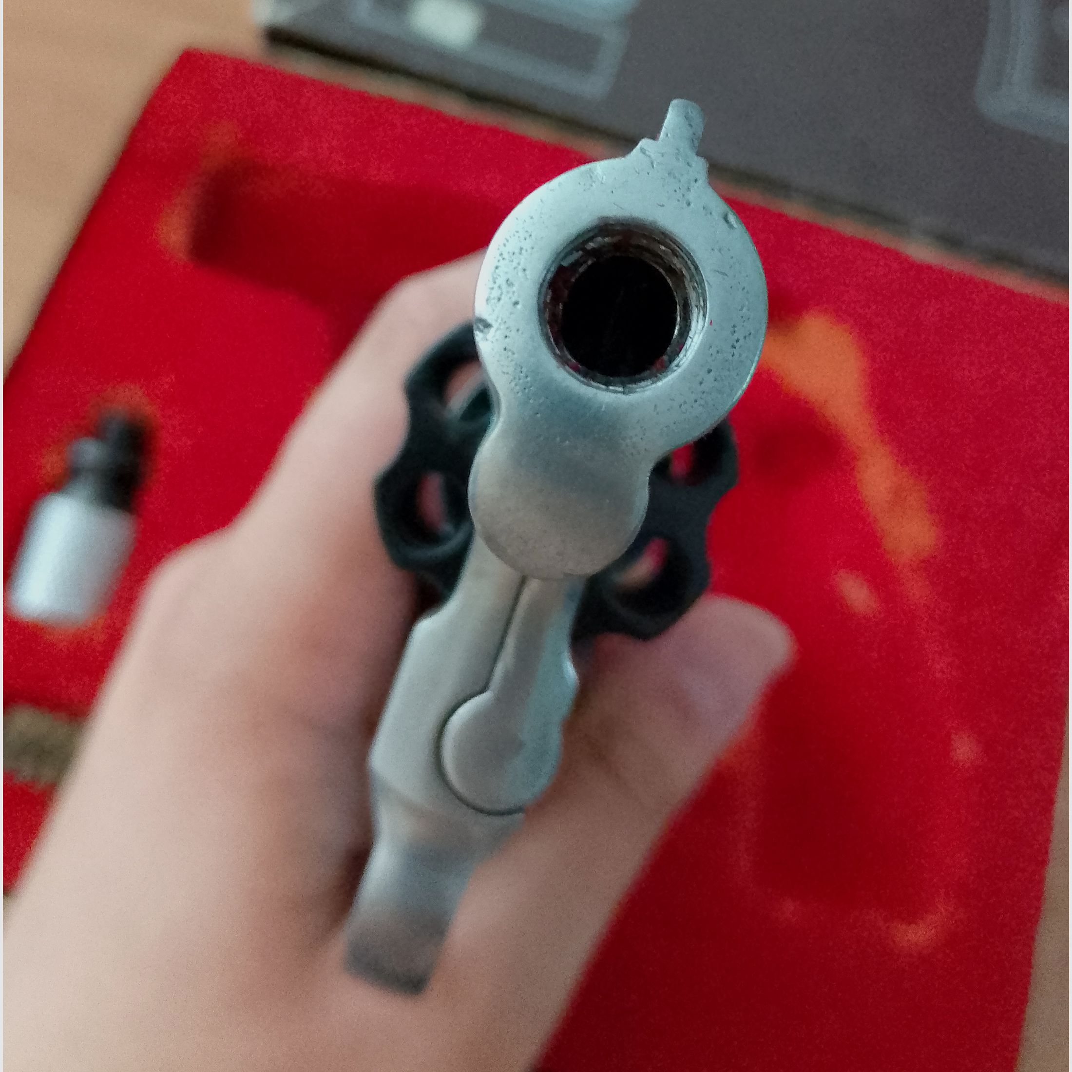Reck Cobra im Kaliber .380 Knall bzw. 9 mm R.Knall mit Verpackung!