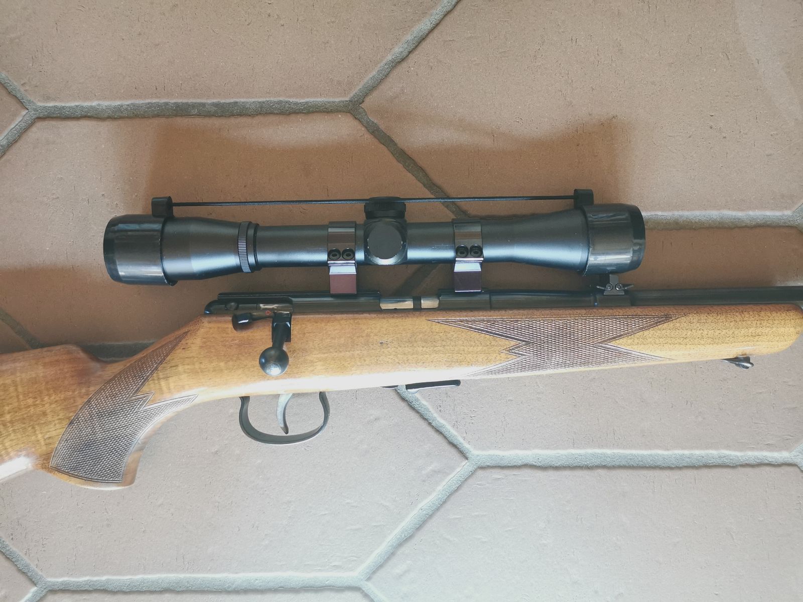 KK Gewehr .22lr Anschütz mit Zielfernrohr 4x32