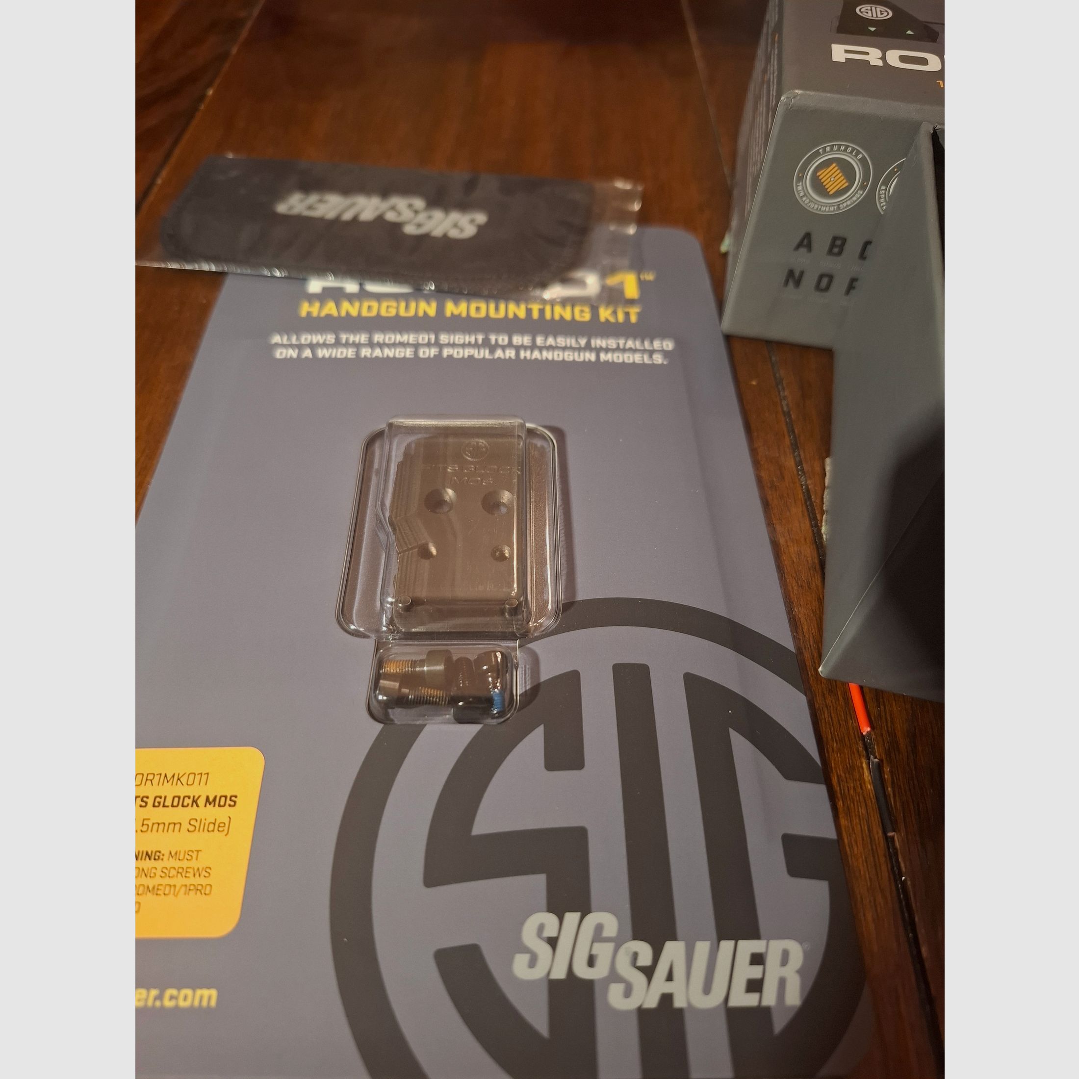 SIG SAUER ROMEO 1 inkl. SIG Adapterplatte GLOCK MOS