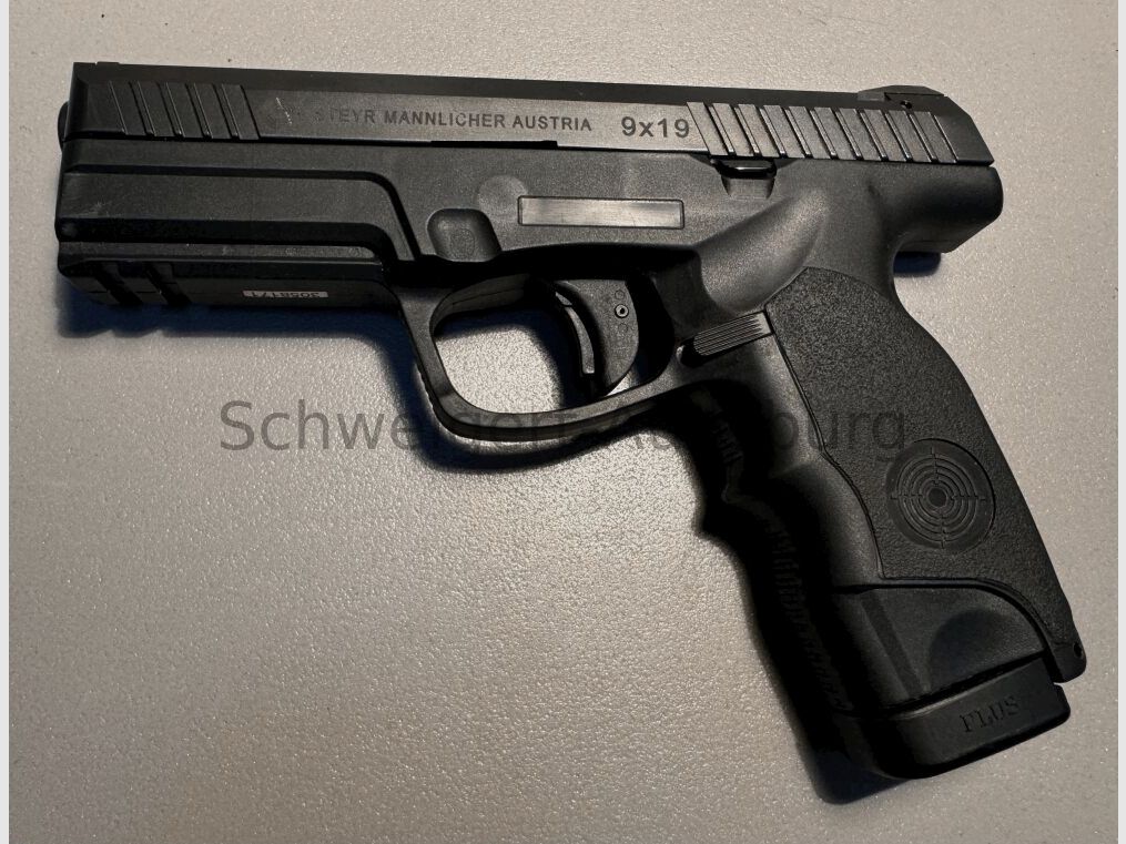 Steyr L9-A1 9mmLuger