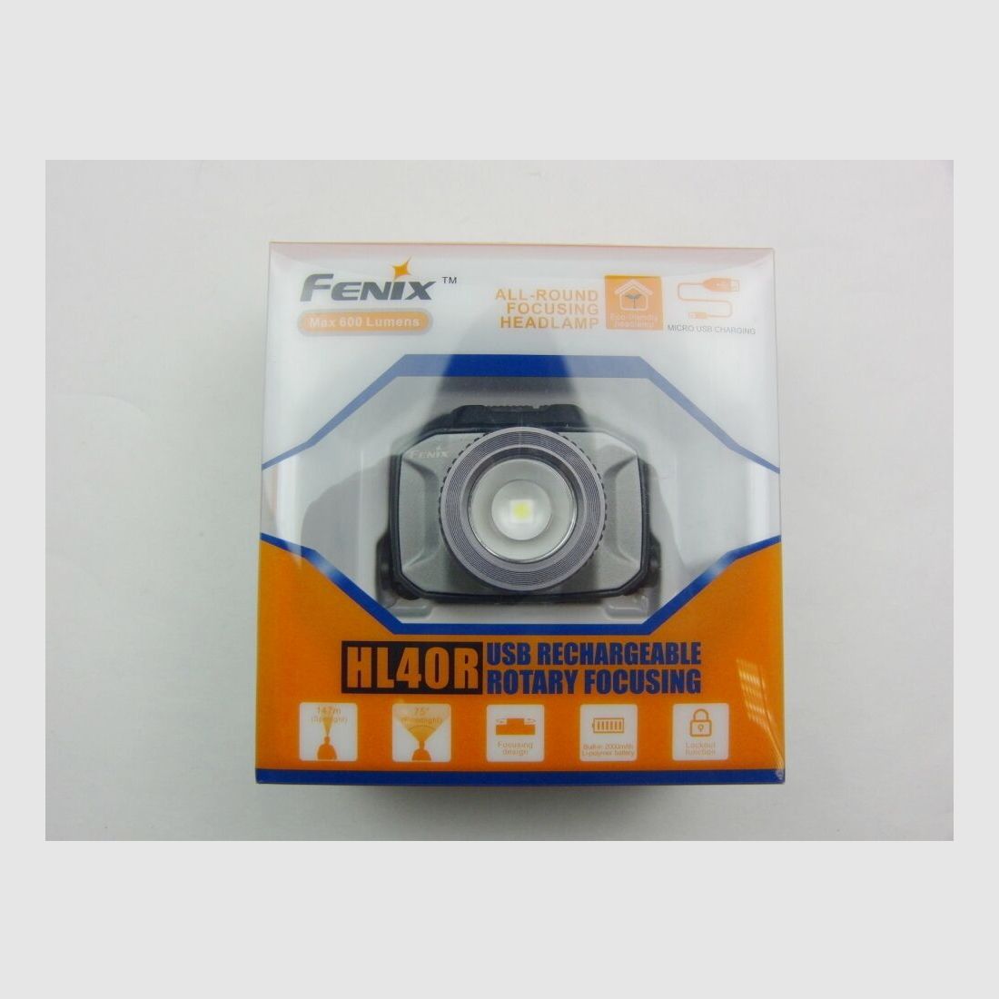 Fenix	 Fenix HL40, aufladbar. Bis zu 50Std. Betrieb