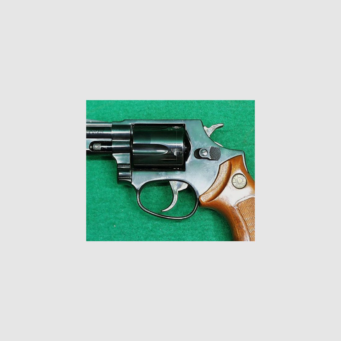 Revolver Taurus 2