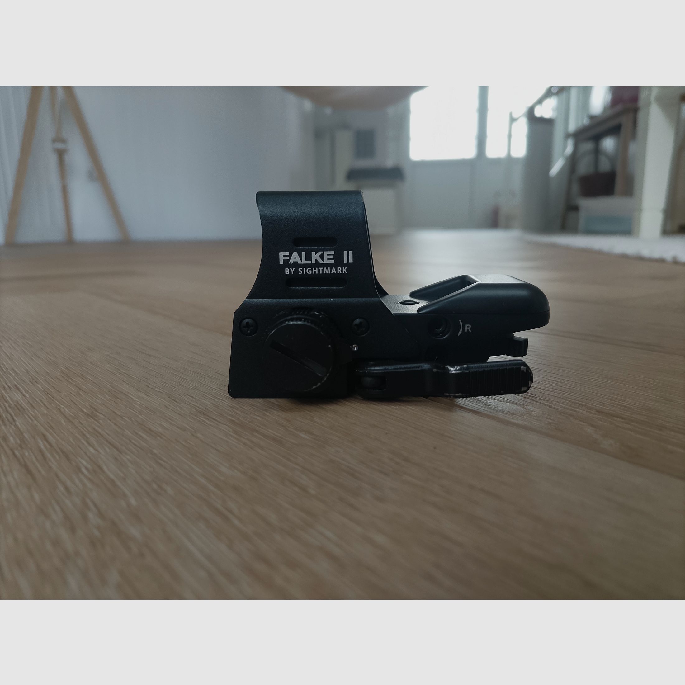 Falke II by Sightmark reflex sight / red dot sight with quick-release mount