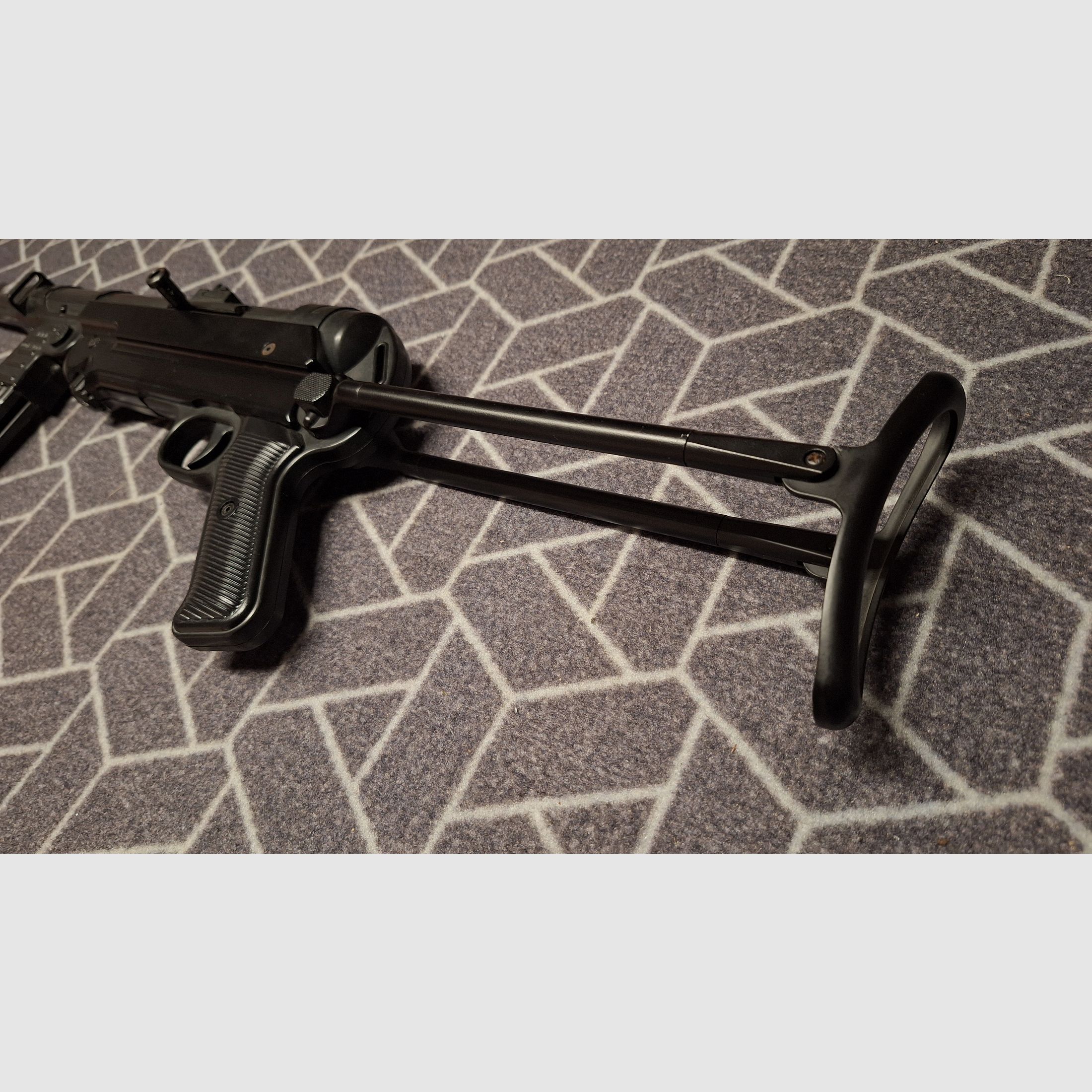 MP40 G.S.G. Pistolet maszynowy z sygnałem 9 mm P.A.K.