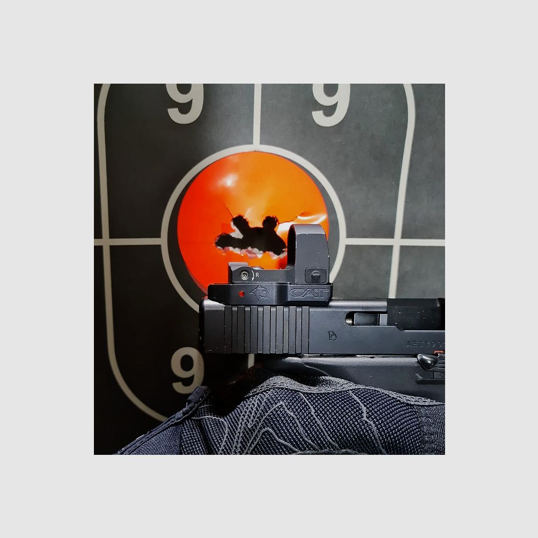 CAT SM2 Red Dot mit Magnetmontage, Bild 3 von 3