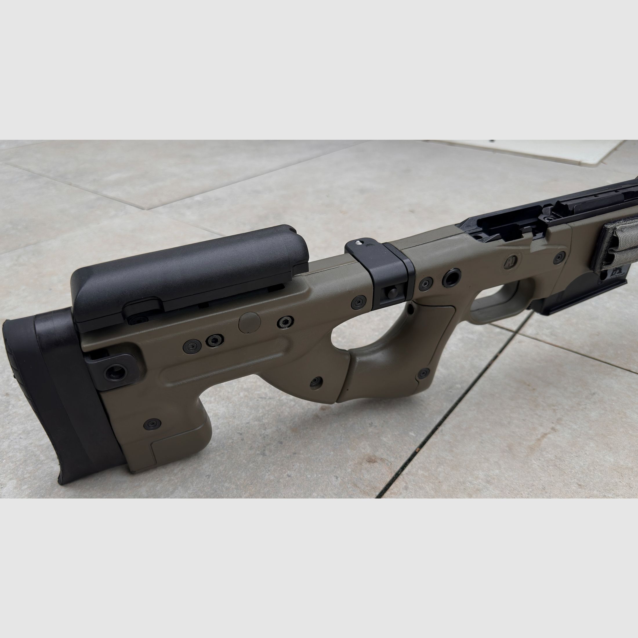 Schaft Accurracy International AT AICS Steingrau-Oliv, ohne Optik/Montage und Büchse!, Bild 12 von 16