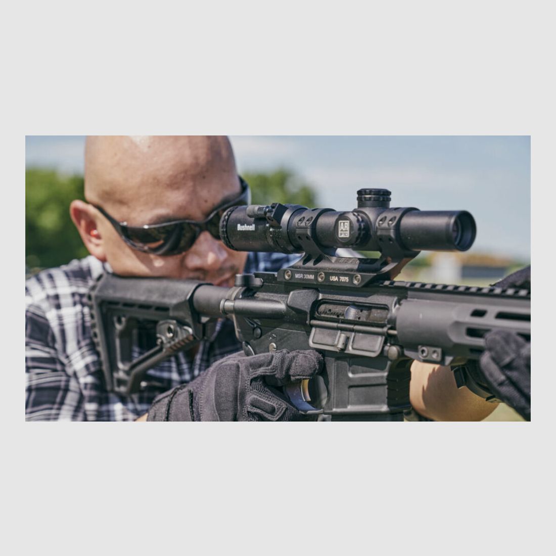 BUSHNELL AR Optics® 1-8x24 Lunette de tir illuminée AR71824