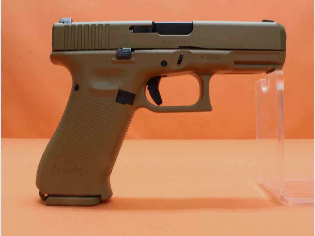 Glock Ha.Pistole 9mmLuger Glock19X Coyote (Typ Gen5) 102mm Lauf/ 2 Reservemagazine (9mmPara/9x19)